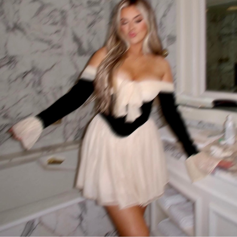 Commense Frenchy Off Shoulder Mini Dress - Picture 7 of 8